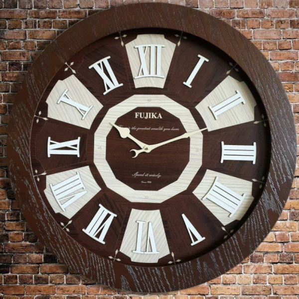  ساعت دیواری فوجیکا کلاسیک مدل 128، ساعت دیواری با متریال تمام چوب، دارای تنوع رنگ و طرح، موتور فوجیکا آرامگرد، ساعت دیواری کلاسیک با سایز 60