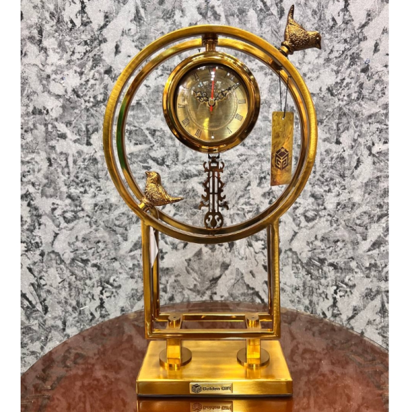 ساعت رومیزی مدل 1413، ساعت رومیزی تمام فلزی بسیار زیبا و مدرن، دکوری و بسیار زیبا، رنگ طلایی کل جزییات ساعت