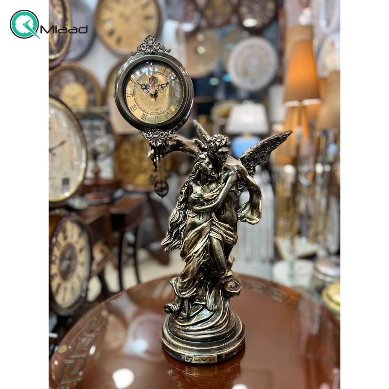 مجسمه ساعتی برند کد 1405، سایز 53x16 سانتی متر، دارای ساعتی کوچک برای نمایش و اطلاع از زمان  دکوراسیون