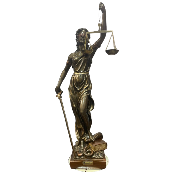 مجسمه عدالت بزرگ گلدن گیفت کد 436 ، جنس تمام رزین، دکوری بسیار زیبا برای هر سطح و میزی