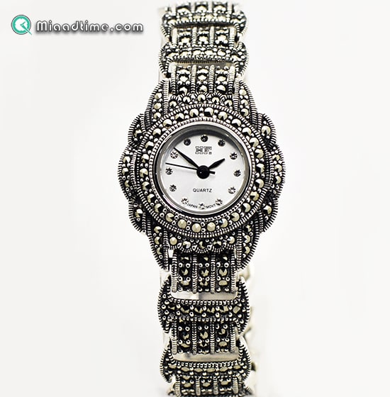 ساعت مچی زنانه نقره HF کد 002 HF