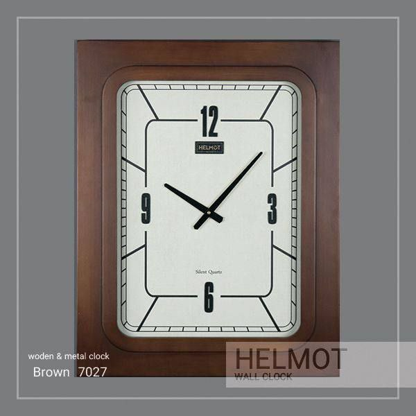  ساعت دیواری چوبی مدل هلموت کد 7027، ساعت دیواری مدرن با طراحی مینیمال، متریال چوب بدنه، اعداد برجسته استیل، موتور میتسو با 5 سال ضمانت هلموت