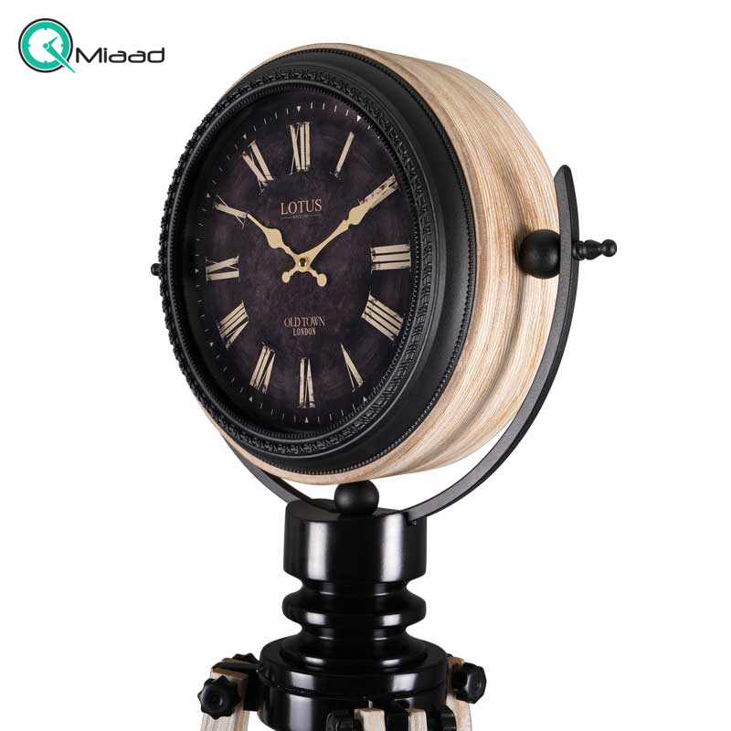 ساعت ایستاده و سه پایه چوبی لوتوس، ساعت ایستاده با متریال چوب و فلز، دو موتوره و دارای موتور کم مصرف، رنگ سفید، مدل 9124 ساعت کنارسالنی