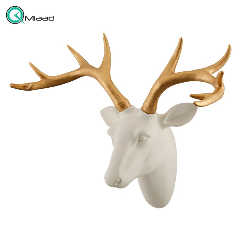 مجسمه دیواری گوزن کد PHDW-3004، مجسمه دست ساز از جنس پلی رزین لوتوس، دارای تنوع رنگبندی، رنگ سفید طلایی دکوراسیون