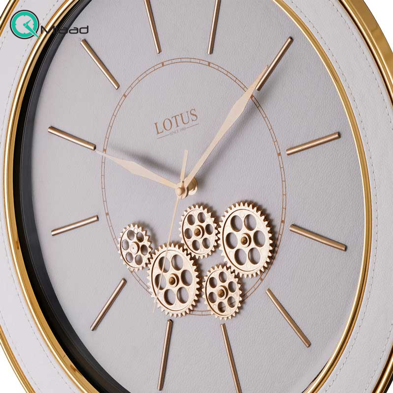 ساعت دیواری چرخ دنده ای لوتوس، چرخ دنده های روی صفحه ساعت، رنگ سفید، متریال چرم و فلز، عقربه و جزییات مینیمال و مدرن، فریم فلزی با آبکاری طلایی، مدل 300301 قیمت ساعت دیواری