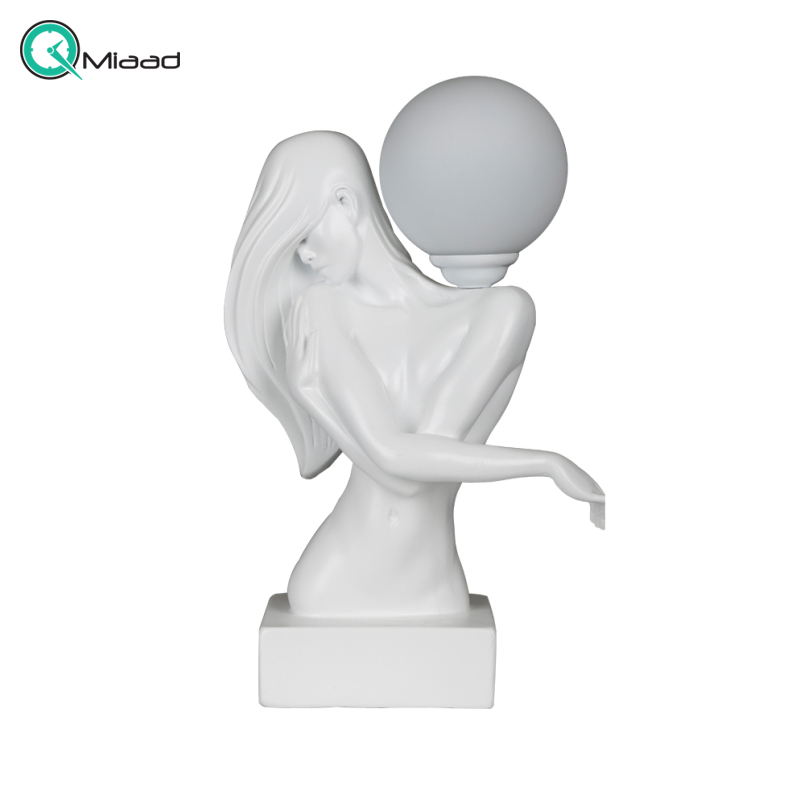 آباژور رومیزی لوتوس، آباژور رومیزی اتاق خواب جنس پلی رزین، دکوری منزل مدل 9010 سفید قیت آباژور