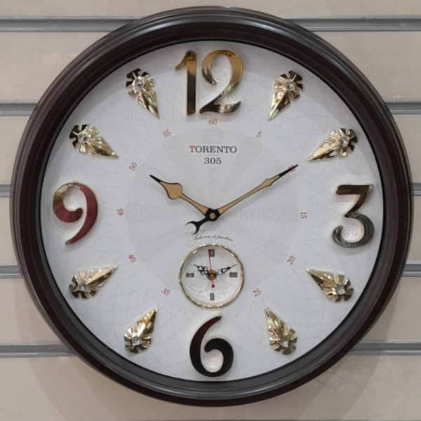ساعت دیواری تورنتو مدل 305، ساعت دیواری سایز 60 با اعداد آبکاری شده، دارای موتور ثانیه شمار مستقل، رنگ قهوه ای سفید