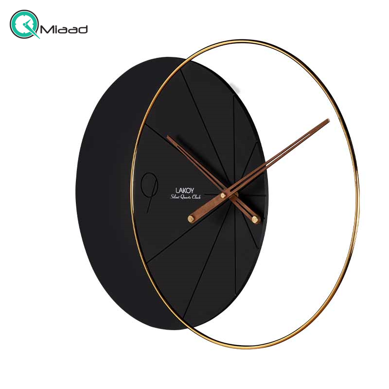 ساعت دیواری مدرن لاکوی کد WMC-15011، ساعت دیواری لاکوی با متریال با کیفیت و با دوام، طراحی مینیمال، دارای موتور آرامگرد و 5 سال گارانتی، رنگ مشکی