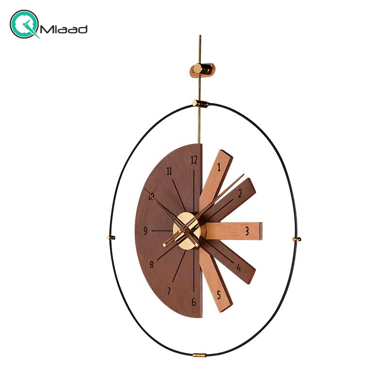 ساعت دیواری مدرن لاکوی کد WMC-15013، ساعت دیواری لاکوی با متریال با کیفیت و با دوام، طراحی مینیمال، دارای موتور آرامگرد و 5 سال گارانتی، رنگ قهوه ای