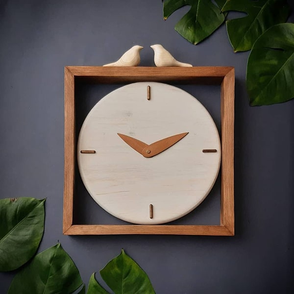 ساعت دیواری چوبی دست ساز مدل 132