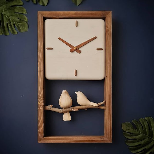 ساعت دیواری چوبی دست ساز مدل 136