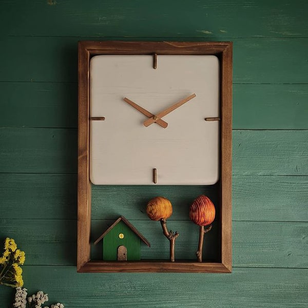 ساعت دیواری چوبی بی صدا، ساعت دیواری چوبی تزئینی دست ساز مینیمال خانه و درخت با عقربه‌های چوبی | کد 140