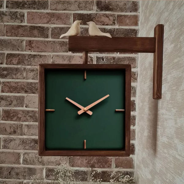 ساعت دیواری چوبی دست ساز،تمام اجزا حتی عقربه ها از جنس چوب با کیفیت ساخت بالا،ساعت دیواری پایه دار متحرک، ساعت دیواری با موتور آرامگرد تایوانی، مدل 153 