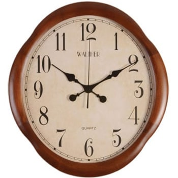 ساعت دیواری چوبی والتر بیضی مدل 10477