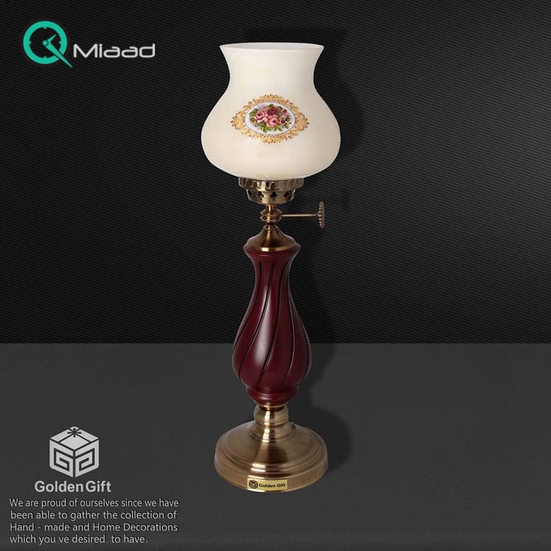 آباژور چوبی مدل 716، آباژور چوبی با طراحی سنتی طرح گردسوز، بدنه از متریال چوب بسیار مقاوم و با کیفیت قیت آباژور