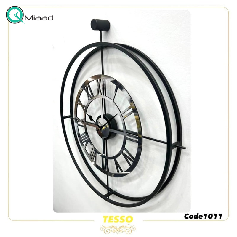 ساعت دیواری فلزی تسو، ساعت دیواری فلزی حلقه ای قطر 60 سانت، موتور ساخت تایوان، ساعت دیواری طرح ساده و در عین حال بی نظیر، رنگ مشکی،کد 1011  مدل M-1011