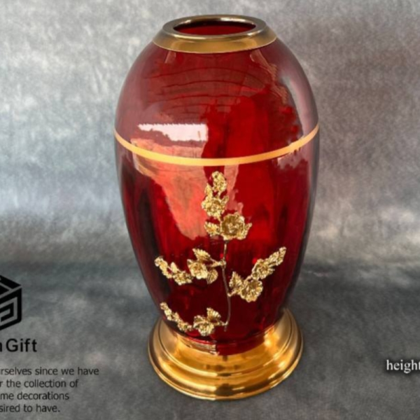 گلدان تزیینی زیبا مدل 614، گلدان با گل های برجسته از جنس فلز و آبکاری شده مناسب دکور اتاق خواب و سالن پذیرایی، رنگ قرمز