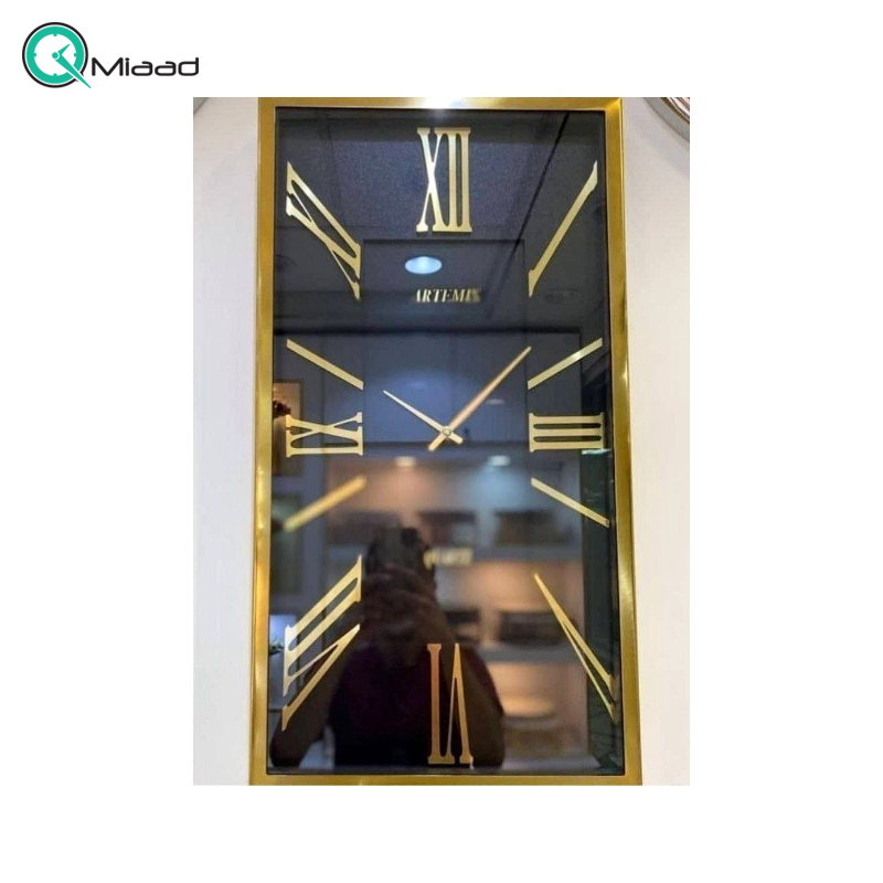 ساعت دیواری فلزی آرتمیس مدل 2028 طلایی صفحه مشکی