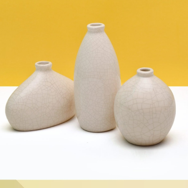 بطری سه تکه کد SR17054، ست سرامیکی سه سایز و دکوری با طراحی ساده و زیبا و همینطور خلاقانه