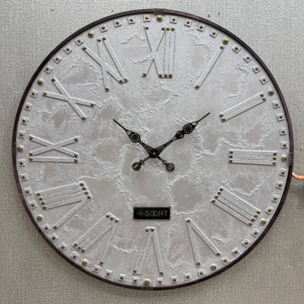 ساعت دیواری چوبی مدل کوبه، ساعت دیواری با اصالت چوب طبیعی در دو سایز باشکوه 60 و 90 سانت | یک اثر هنری مینیمال و ماندگار