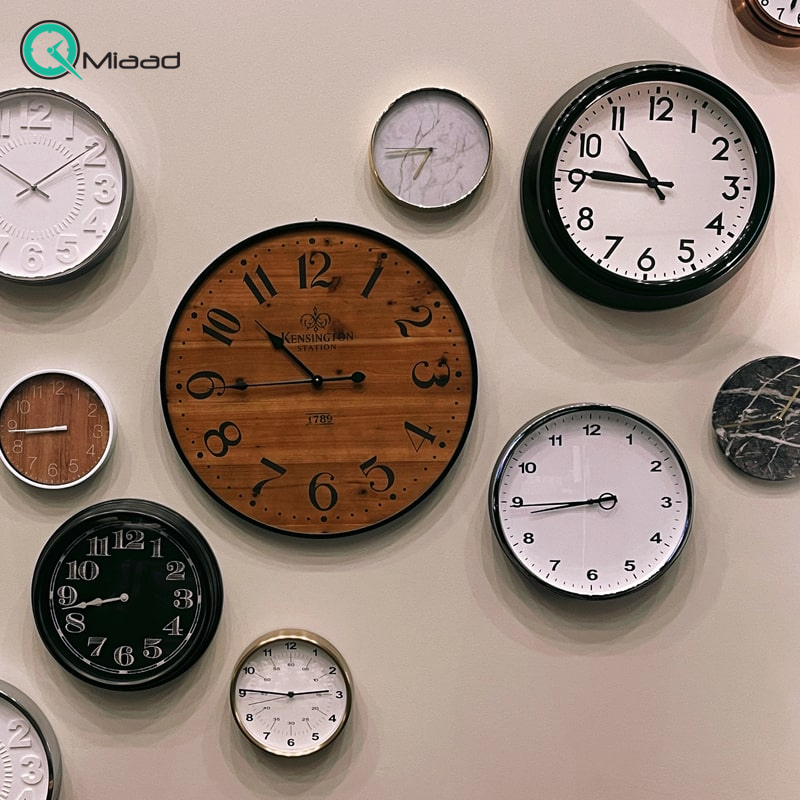 چرا اندازه ساعت دیواری اینقدر مهم است؟ تأثیر آن بر حس کلی فضا