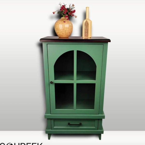 ویترین قوس پنجره مدل s1 با کد VT26008، ویترین قوس پنجره با طراحی مینیمال و ساده، رنگ سبز