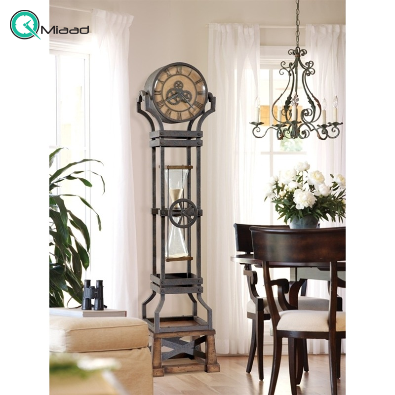 نگهداری و تمیز کردن ساعت دیواری و ایستاده