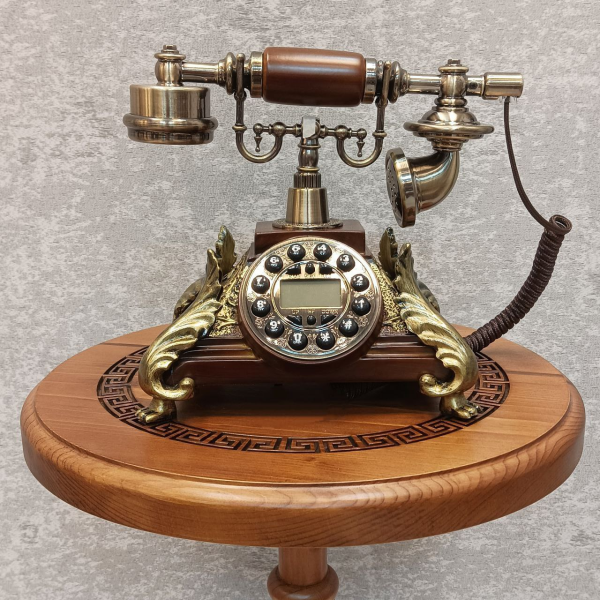 تلفن رومیزی سلطنتی با شماره گیر دکمه ای کد K35